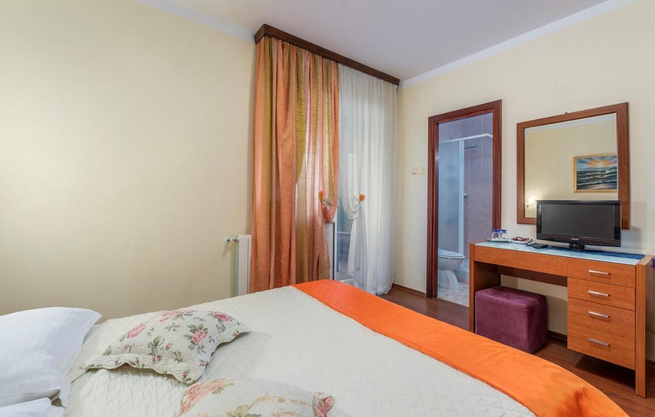 Apartments&Rooms Laura Pazin Buitenkant foto